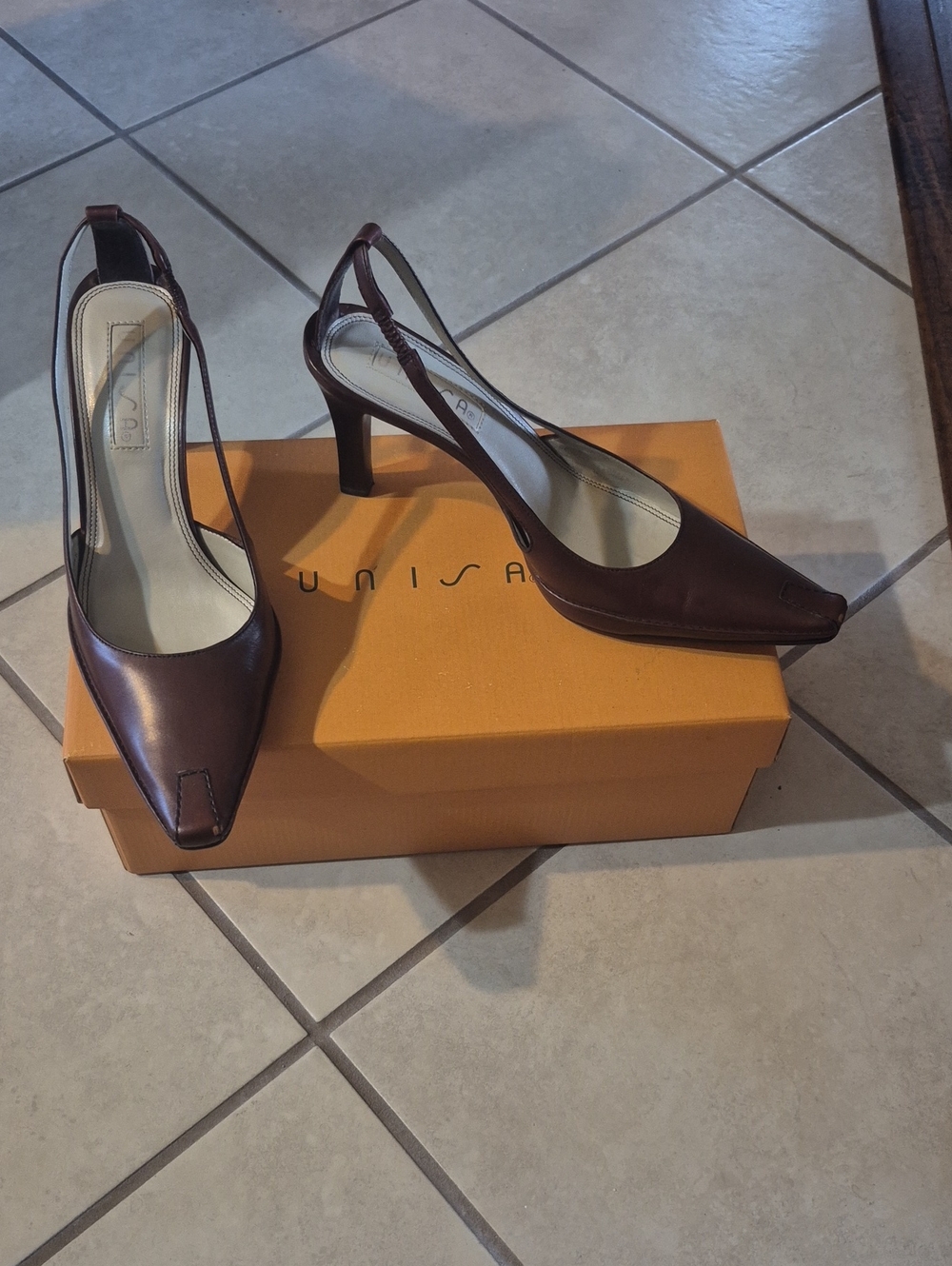 Unisa Brown Leather Slingback Pointed-Toe Heels
